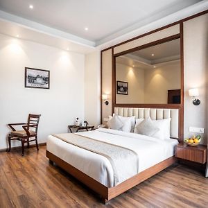 Amritara Sadka Amritsar
